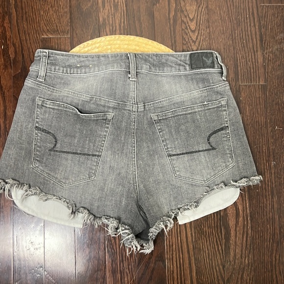 AEO High Waisted Frayed Denim Festival Jeans Size 12 - Picture 9 of 9